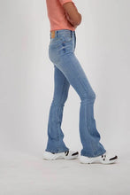 Load image into Gallery viewer, RAIZZED Flared Jeans Sunrise Mid Blue Stone