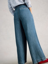 Load image into Gallery viewer, WHITE STUFF Lyle Wide Leg Jeans