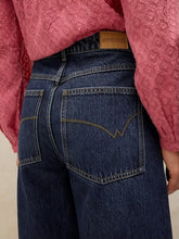 Load image into Gallery viewer, WHITE STUFF Bailey Straight Turn Up Jeans