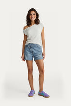 Load image into Gallery viewer, FLURESK Top Kai Off White
