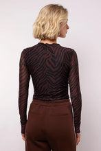 Load image into Gallery viewer, FLURESK Top Lawrence Brown