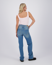 Load image into Gallery viewer, RAIZZED Straight jeans Sarah special