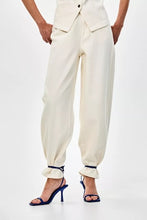 Load image into Gallery viewer, CKS Tizzy Jeans