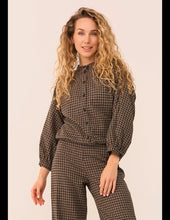 Load image into Gallery viewer, VERY CHERRY Blouse Jacket Cotswold Tartan