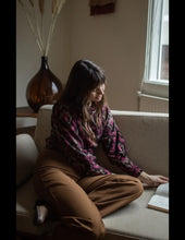 Load image into Gallery viewer, VERY CHERRY Marlene Pants Caramel Gabardine