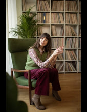 Load image into Gallery viewer, VERY CHERRY Marlene Pants Corduroy Granate Red