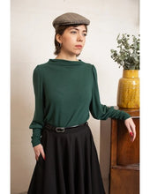 Load image into Gallery viewer, VERY CHERRY Maya Top Green