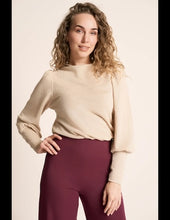 Load image into Gallery viewer, VERY CHERRY Maya Top Gold lurex