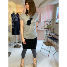 Load image into Gallery viewer, STUDIO CATTA Black Kitten T-shirt